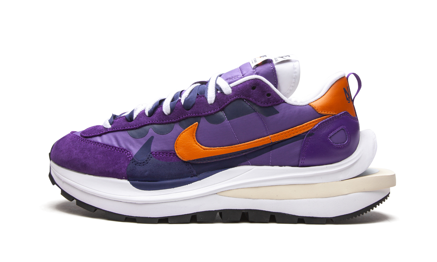 VaporWaffle "Sacai - Dark Iris" DD1875 500