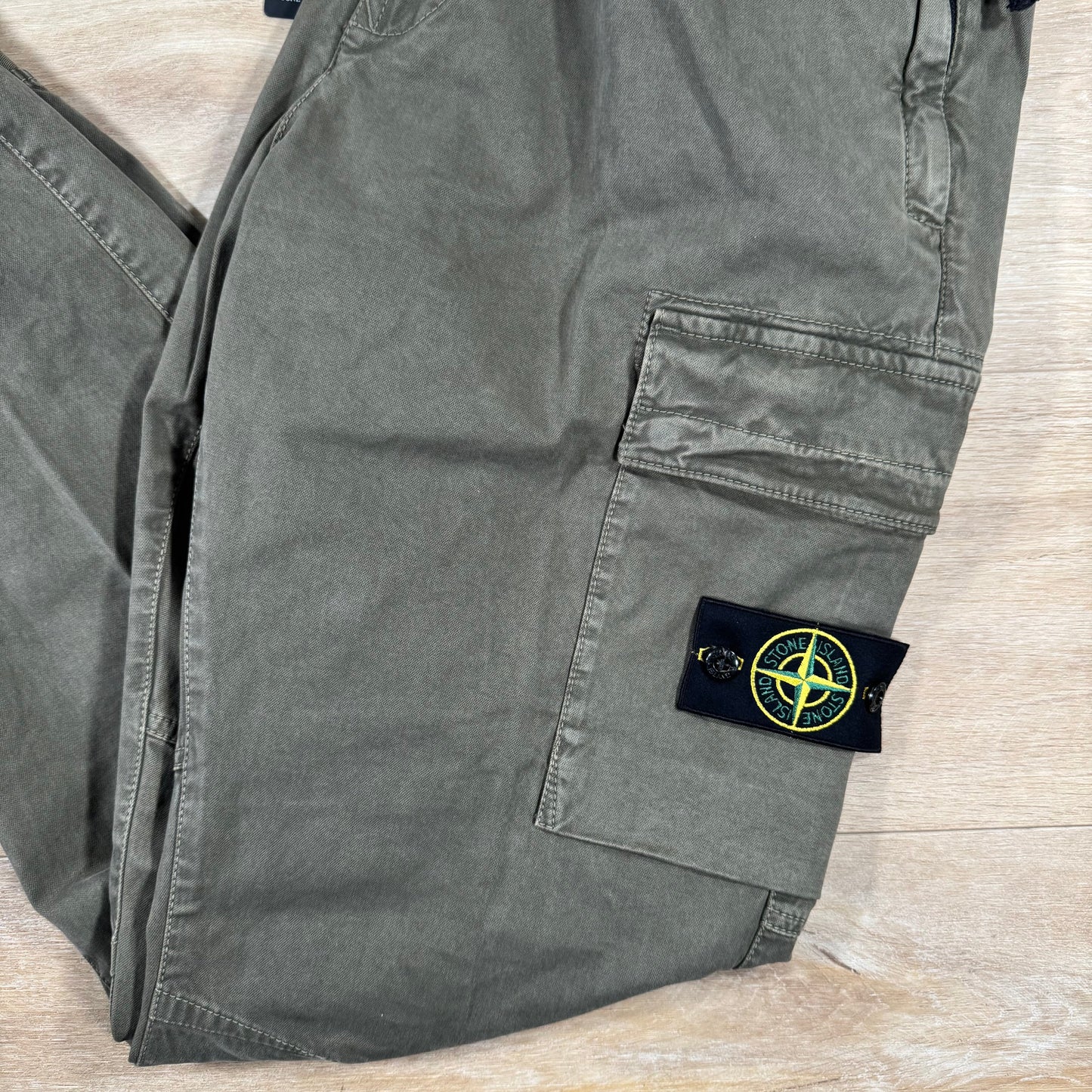 Stone Island Stretch Broken Twill Old Effect Cargo Pants in Military Green