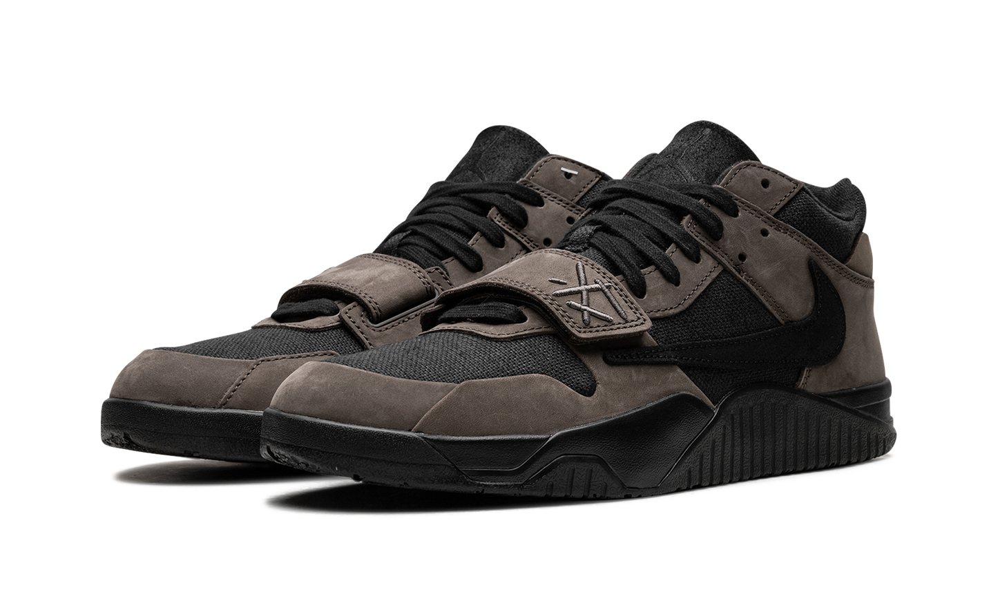 Jumpman Jack TR "Travis Scott - Dark Mocha" FZ8117 204