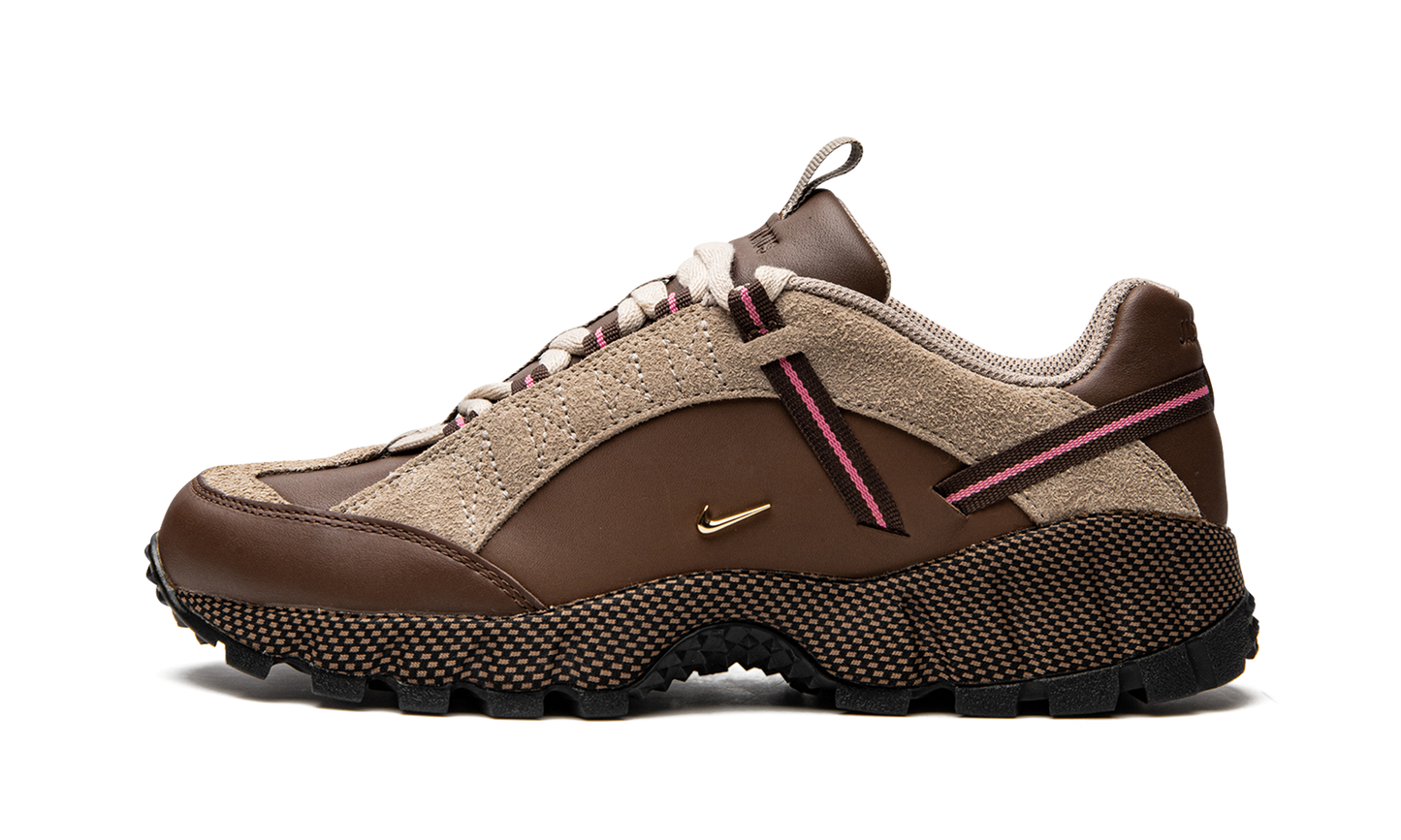 AIR HUMARA LX WMNS "Jacquemus - Brown" DR0420 200