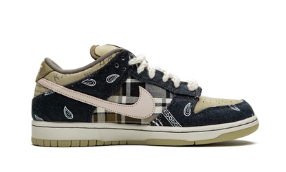 SB Dunk Low "Travis Scott" CT5053 001