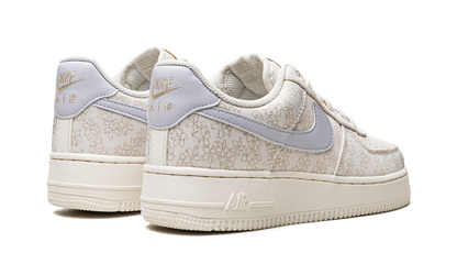 AIR FORCE 1 '07 SE JACQ WMNS "Flower Embroidery" DR6402 900