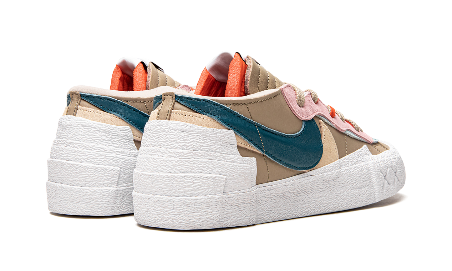 Blazer Low "Sacai - Kaws Reed" DM7901 200