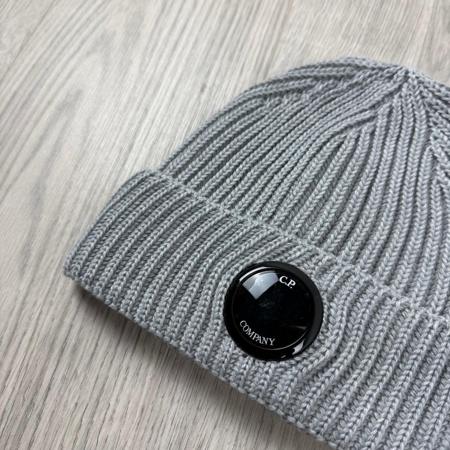 CP Company Lens Beanie - Moon Melange