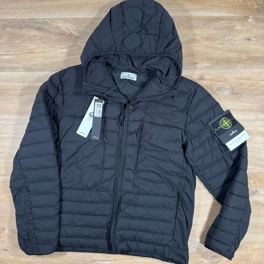 Stone Island Seamless Tunnel Nylon Down-TC Jacket in Black