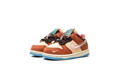 Dunk Mid TD "Social Status - Chocolate Milk" DM3350 700
