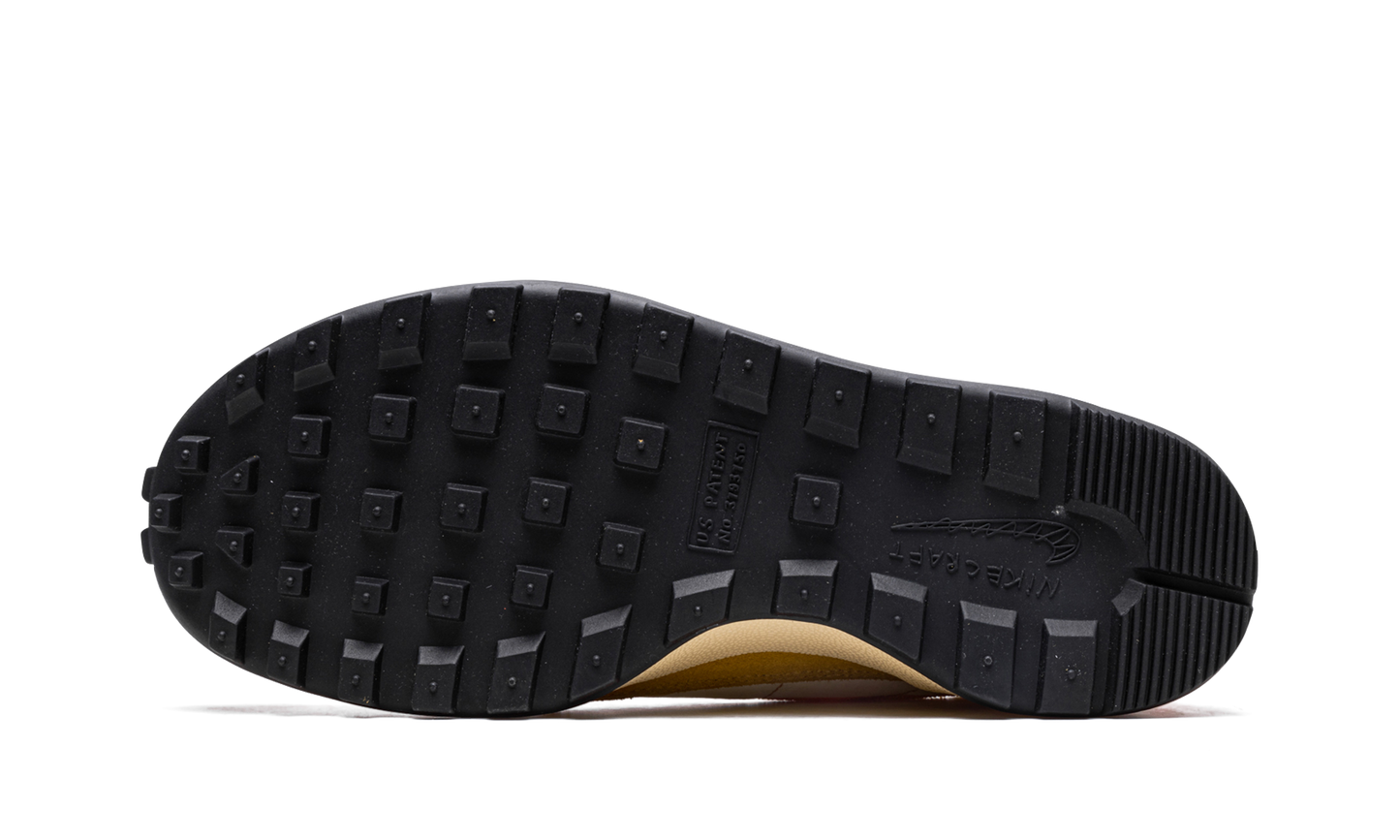 GENERAL PURPOSE SHOE WMNS "Tom Sachs - Dark Sulfur" DA6672 700