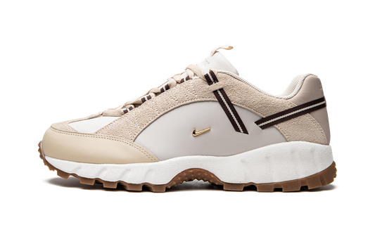 AIR HUMARA LX WMNS "Jacquemus - Beige" DR0420 001