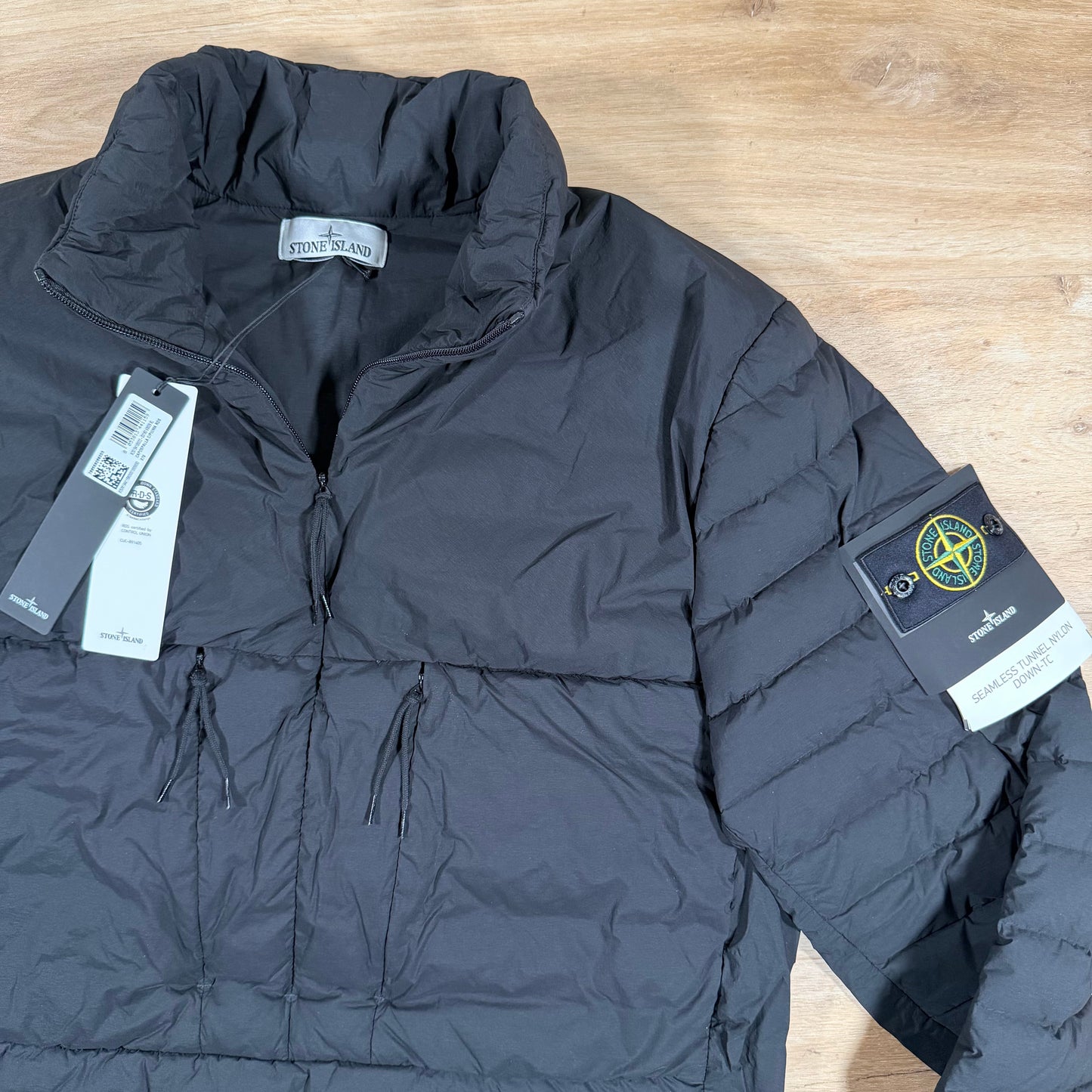 Stone Island Seamless Tunnel Nylon Down-TC Anorak in Black