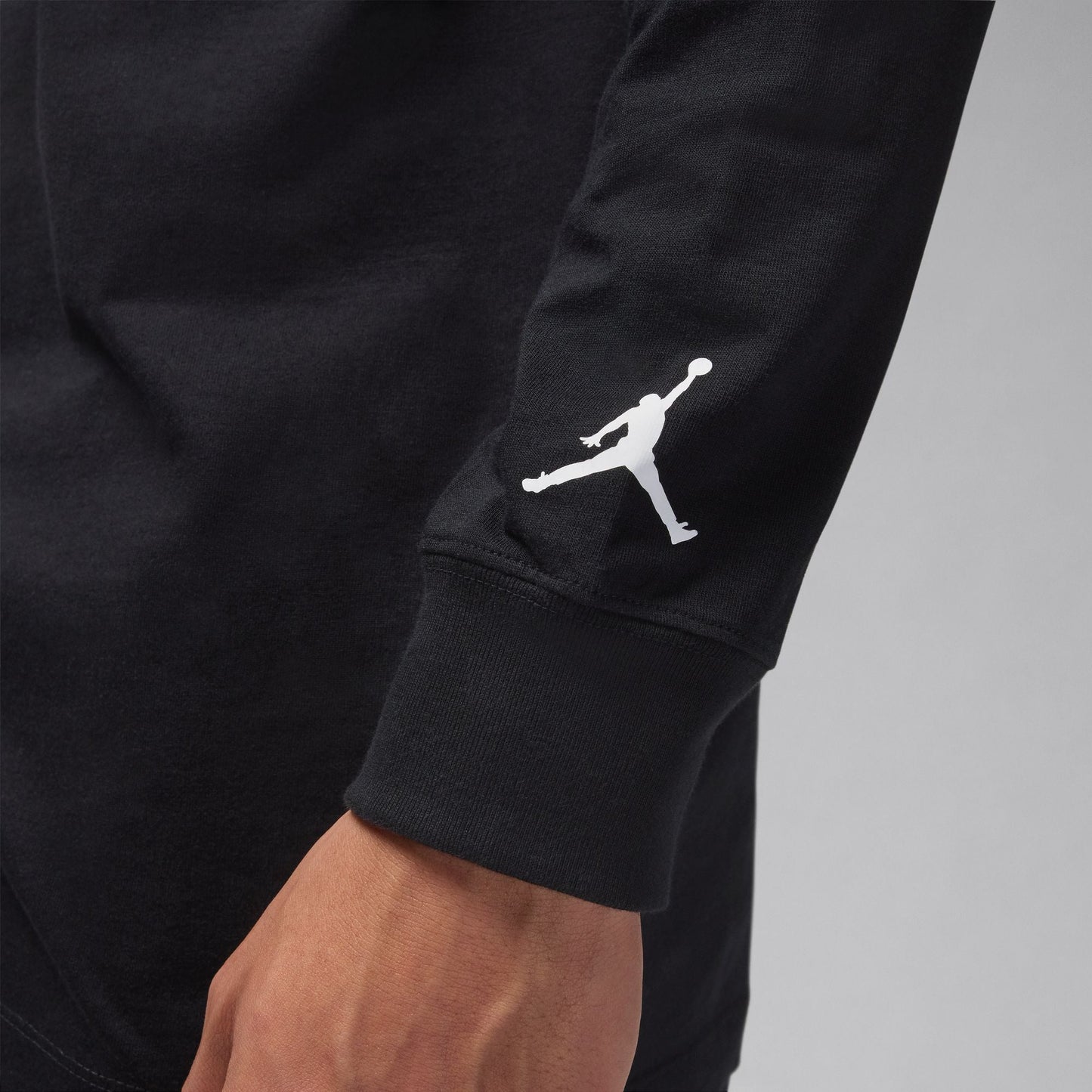 Air Jordan Mens Jumpman Chimney Long Sleeve Tee - Black