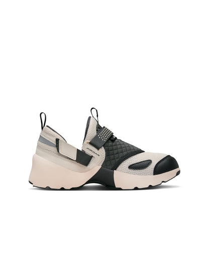 Air Jordan Womens Trunner LX - Orewood Brown