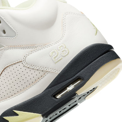 Air Jordan Womens 5 Retro - Luminous Green