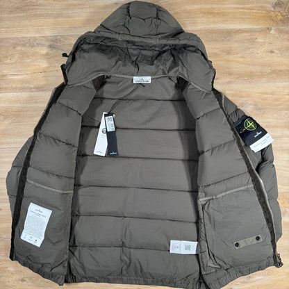 Stone Island Seamless Tunnel Nylon Down-TC Jacket in Military Green