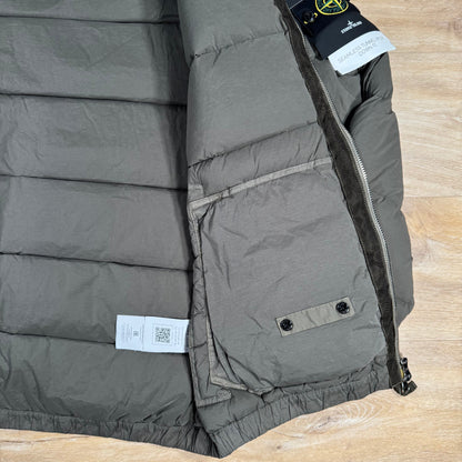 Stone Island Seamless Tunnel Nylon Down-TC Jacket in Military Green