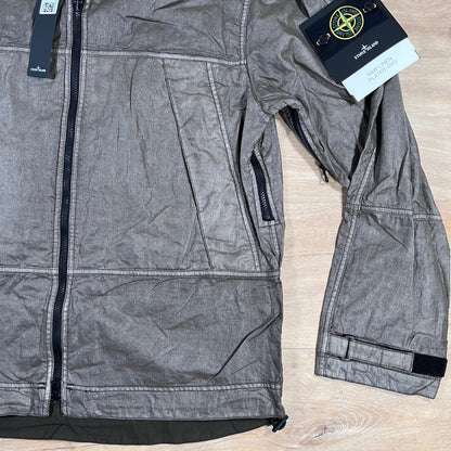 Stone Island Raw Linen Plated-OVD Jacket in Military Green