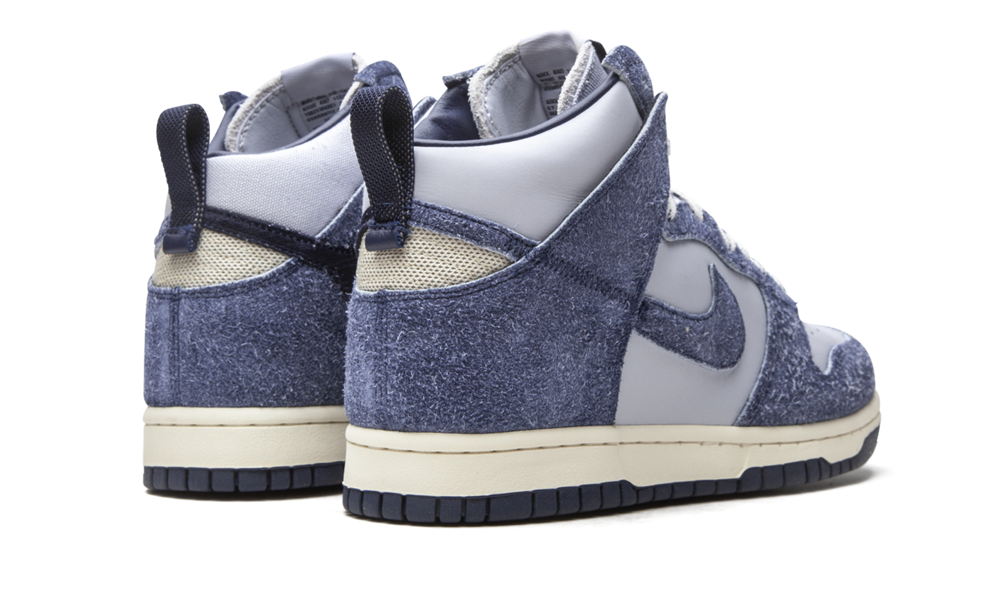 Dunk High SP "Notre - Blue Void" CW3092 400
