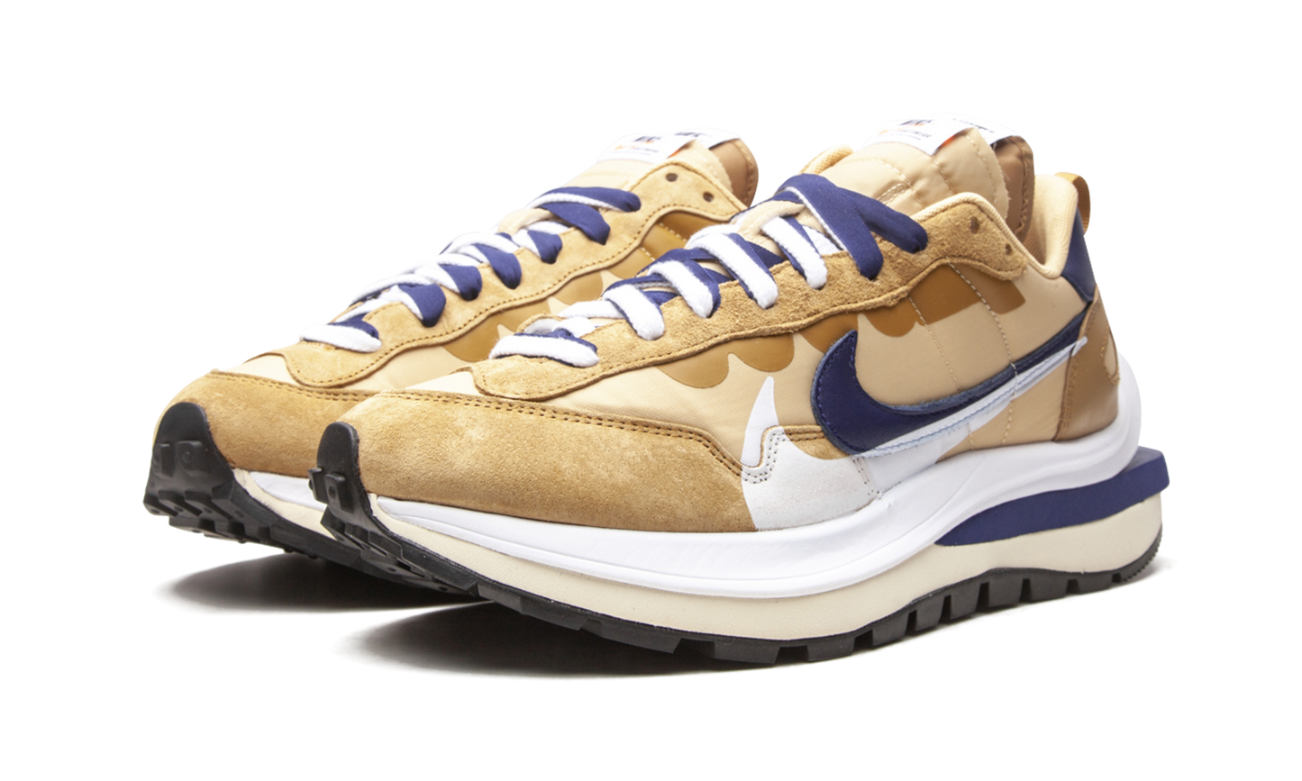 VaporWaffle "Sacai - Tan Navy" DD1875 200