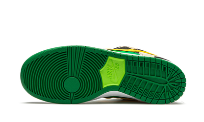 SB Dunk Low "Ben & Jerry's - Chunky Dunky" CU3244 100
