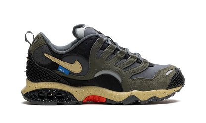 Air Terra Humara "UNDEFEATED - Cargo Khaki" FN7546 300