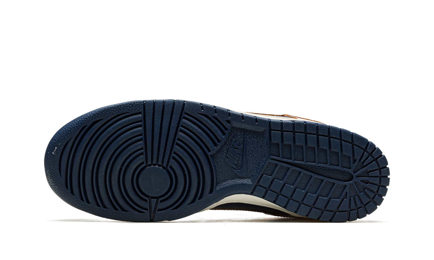 SB Dunk Low "HUF - NYC" FD8775 100