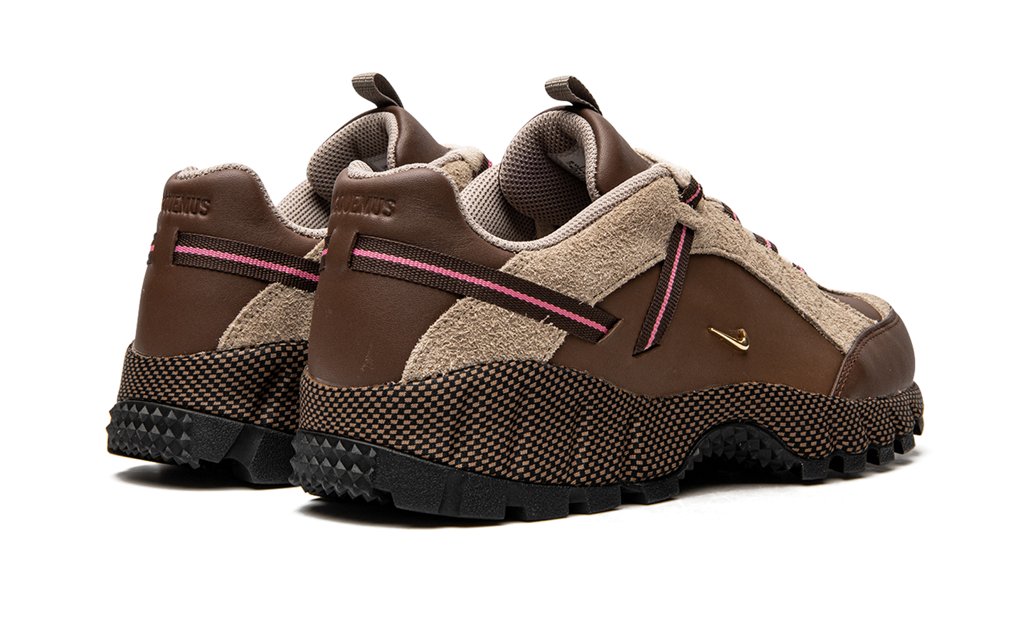 AIR HUMARA LX WMNS "Jacquemus - Brown" DR0420 200