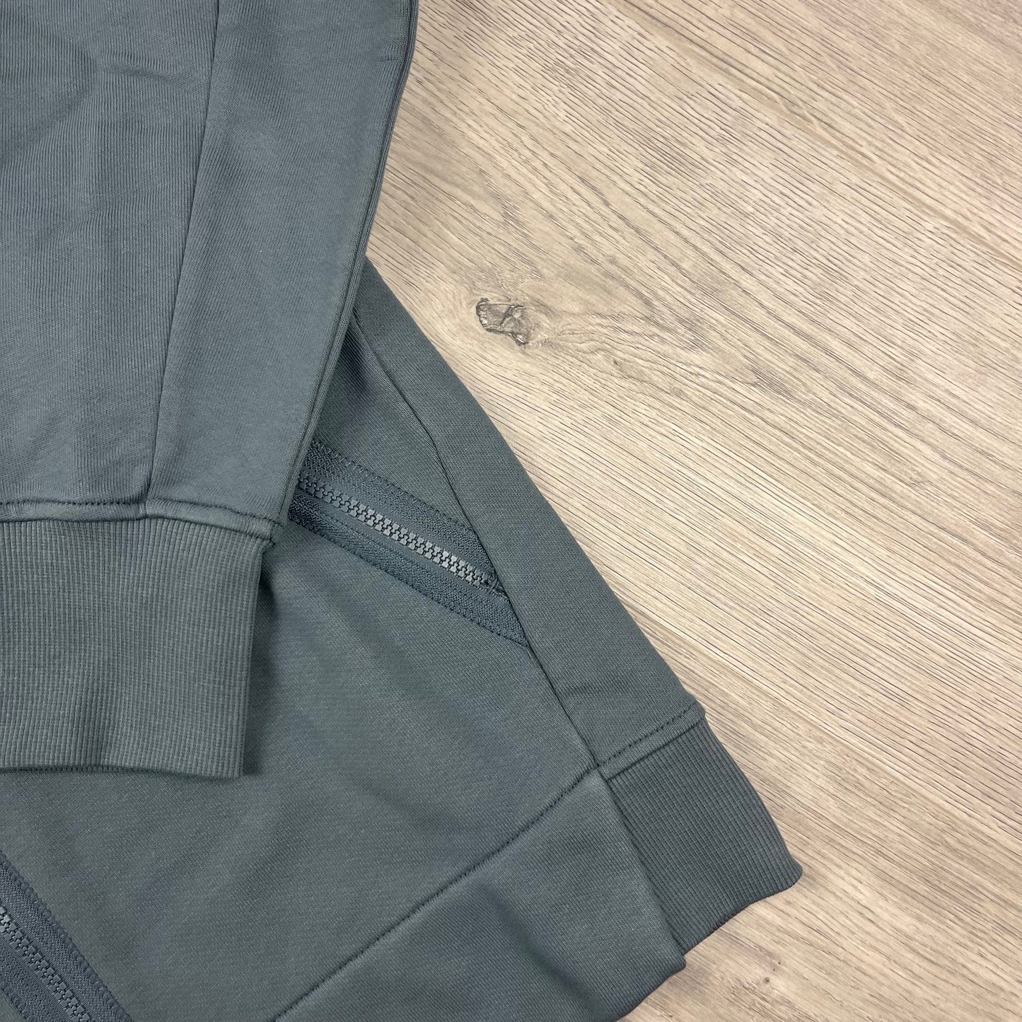 CP Company Raised Fleece Goggle Hoodie - Stormy