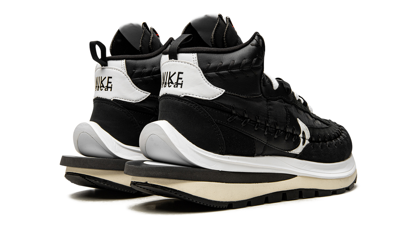 VaporWaffle "Sacai x Jean Paul Gaultier - Black" DH9186 001