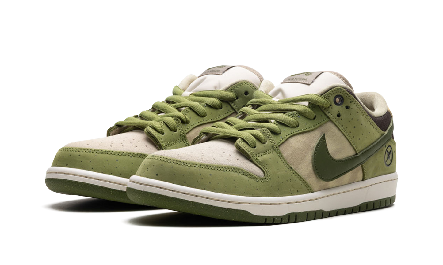 SB Dunk Low "Yuto Horigome - Matcha" HF8022 300