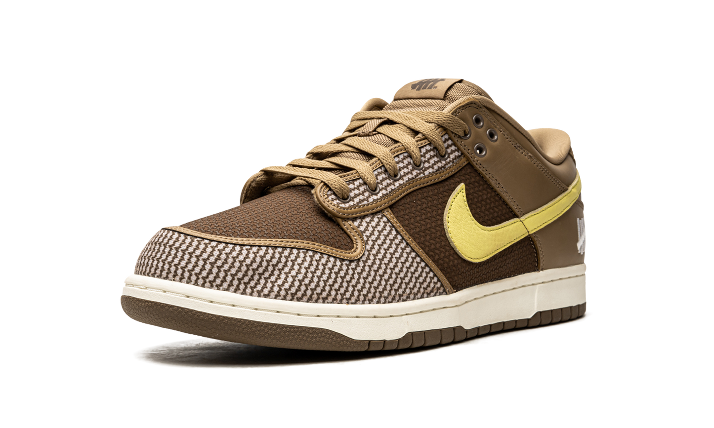 Dunk Low SP "Undefeated - Canteen" DH3061 200