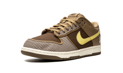 Dunk Low SP "Undefeated - Canteen" DH3061 200