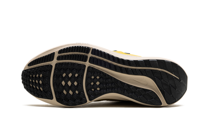 Air Huarache Plus "Patta - Saffron Quartz" FJ4201 300