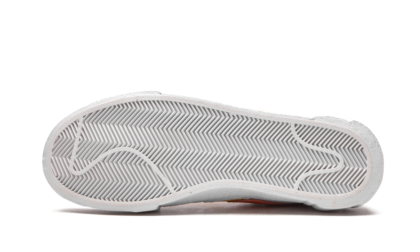 Blazer Low "Sacai - Magma Orange" DD1877 100