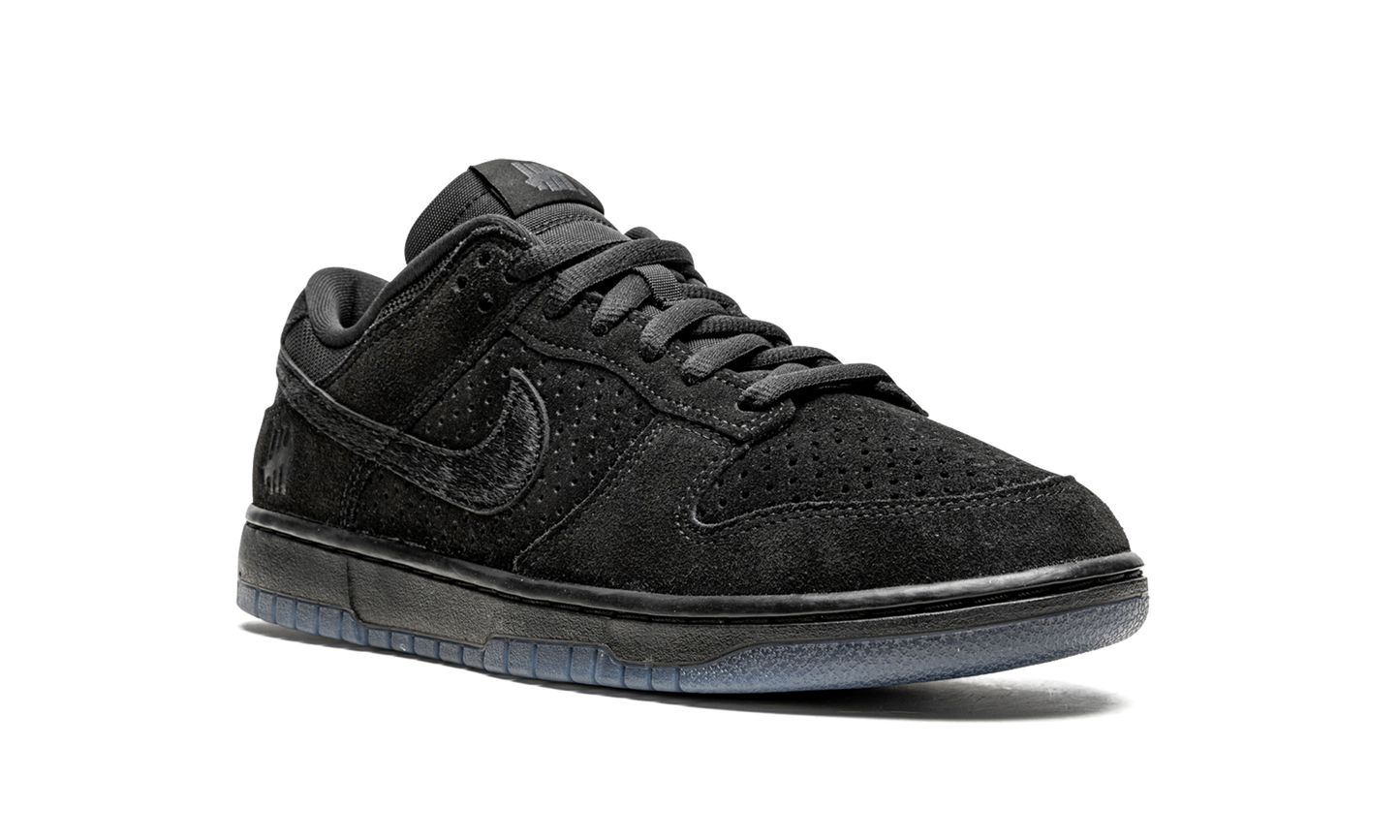 Dunk Low SP "Undefeated - Black" DO9329 001