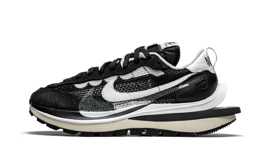 VaporWaffle "Sacai - Black White" CV1363 001