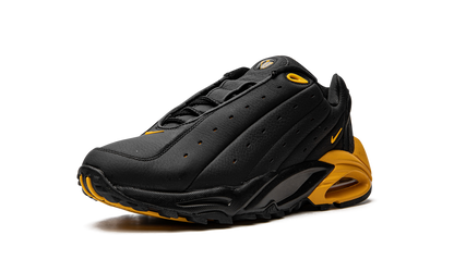 Hot Step Air Terra x NOCTA "Black University Gold" DH4692 002