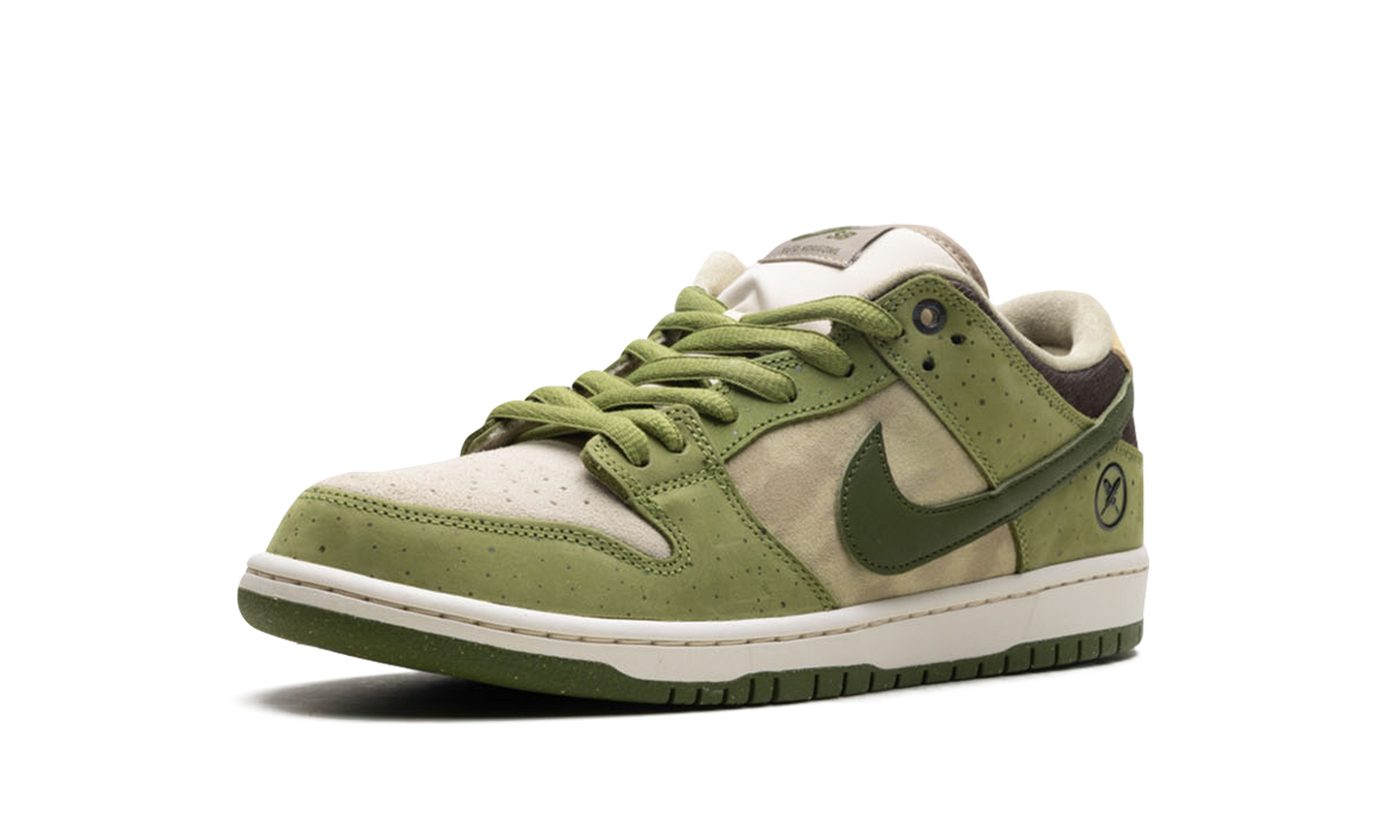 SB Dunk Low "Yuto Horigome - Matcha" HF8022 300