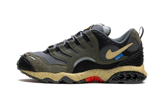 Air Terra Humara "UNDEFEATED - Cargo Khaki" FN7546 300