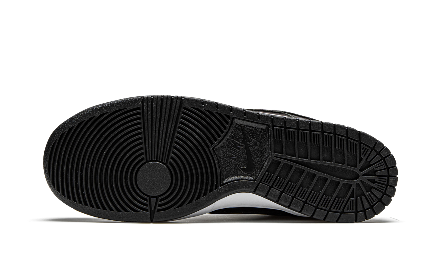 SB Dunk Low "Civilist" CZ5123 001