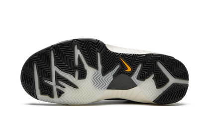 Kobe 4 Protro UNDFTD PE "Undefeated - Black Mamba" CQ3869 001