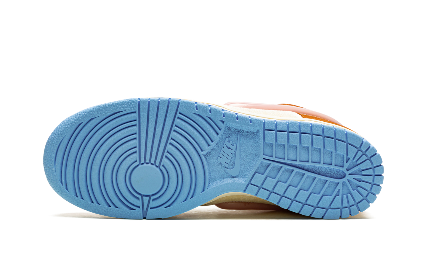 Dunk Mid "Social Status - Chocolate Milk" DJ1173 700