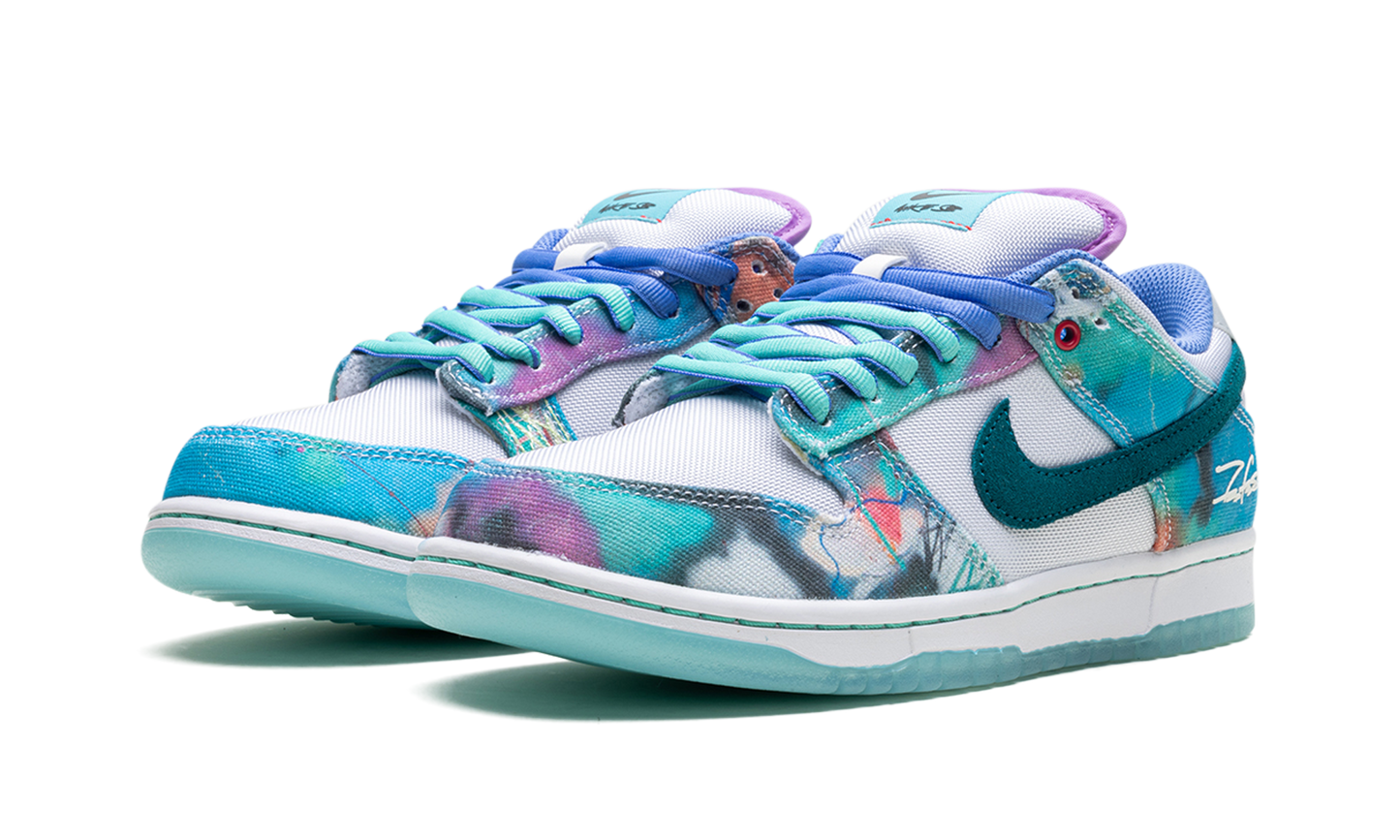 Dunk Low SB "Futura Laboratories - Bleached Aqua" HF6061 400