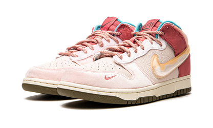 Dunk Mid "Social Status - Strawberry Chocolate" DJ1173 600