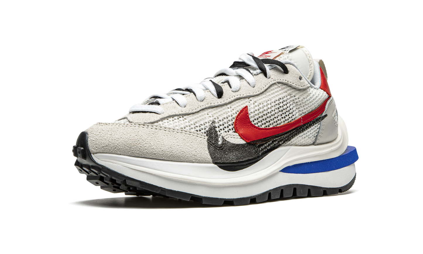 VaporWaffle "Sacai - Sport Fuchsia" CV1363 100