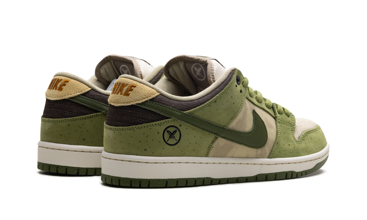 SB Dunk Low "Yuto Horigome - Matcha" HF8022 300