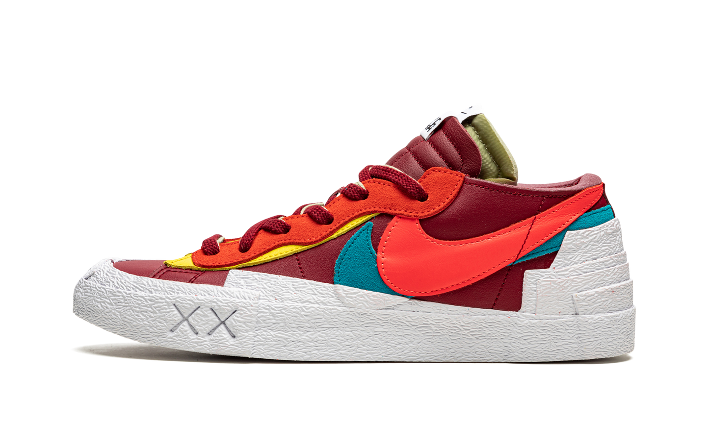 Blazer Low "Sacai - Kaws Red" DM7901 600