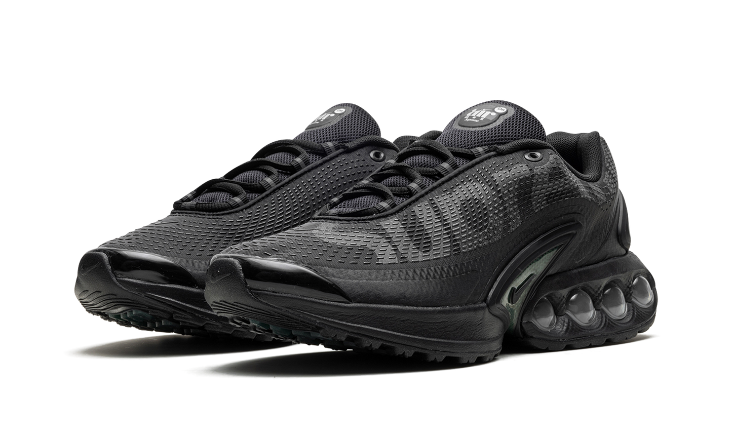 Air Max Dn "Supreme - Black" FZ4044 001